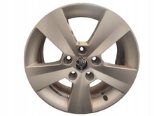 Load image into Gallery viewer, 1x Alufelge 16 Zoll 6.5" 5x112 Silber 3V0601025 Skoda Superb Iii Rim Wheel FEL3917972544db