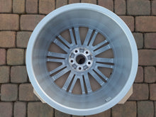 Load image into Gallery viewer, 1x Alufelge 19 Zoll 8.5" 5x112 32ET 8W0601025CC Audi Rim Wheel FEL8889549225et