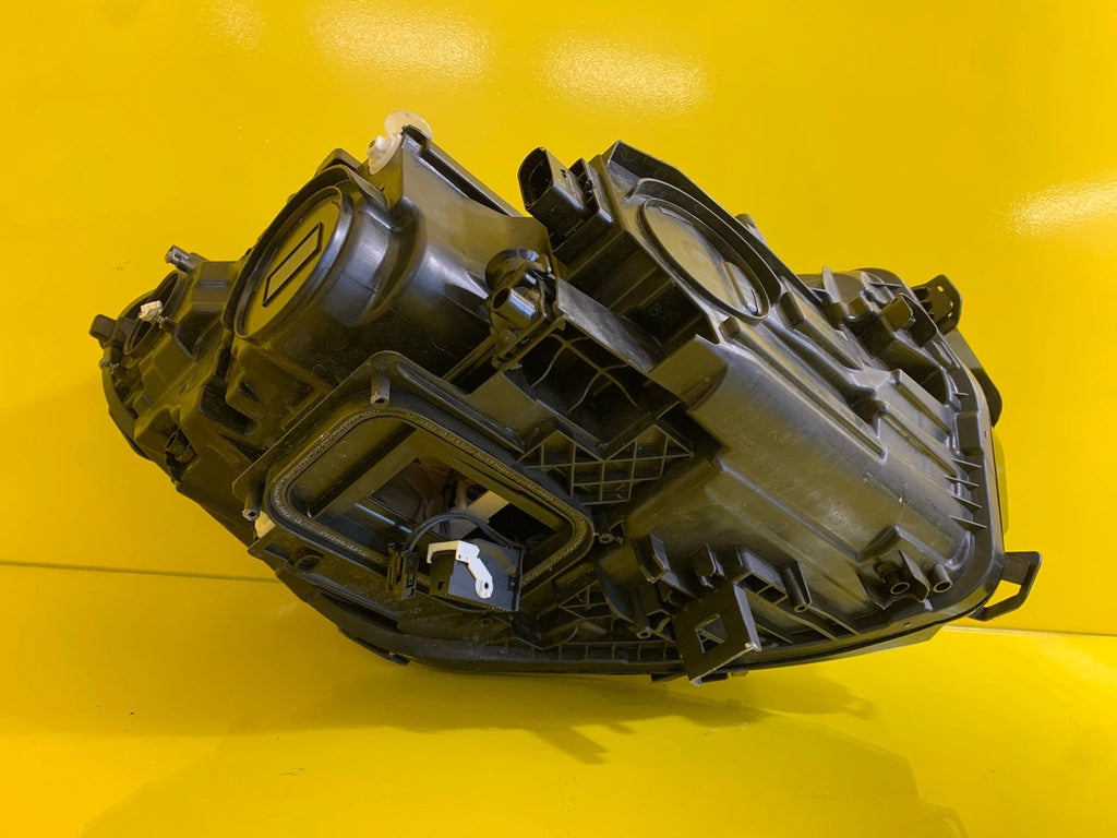 Frontscheinwerfer Mercedes-Benz Eqa Eqb A2439068900 LED Rechts oder Links SCH6034087856ww