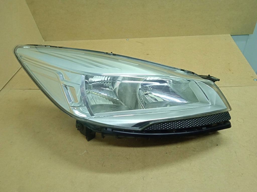 Frontscheinwerfer Ford Kuga CV44-13W029-AE Rechts Scheinwerfer Headlight