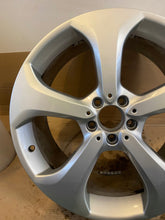 Load image into Gallery viewer, 1x Alufelge 20 Zoll 9.0" 5x112 A204401060 Mercedes-Benz X204 W204 Rim Wheel FEL2028040531ub