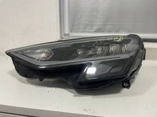 Laden Sie das Bild in den Galerie-Viewer, Frontscheinwerfer Audi A3 8Y0941011 Full LED Ein Stück (Rechts oder Links)