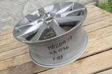 Laden Sie das Bild in den Galerie-Viewer, 1x Alufelge 17 Zoll 7.5&quot; 5x114.3 50ET Mazda Rim Wheel