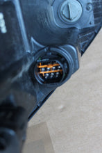 Laden Sie das Bild in den Galerie-Viewer, Frontscheinwerfer Kia Picanto LED Rechts Scheinwerfer Headlight SCH2857427465vx