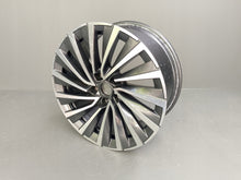 Laden Sie das Bild in den Galerie-Viewer, 1x Alufelge 18 Zoll 8.0&quot; 5x112 44ET 3P0601025F Skoda Superb Rim Wheel