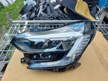 Load image into Gallery viewer, Frontscheinwerfer Renault Captur II 260608054R LED Links Scheinwerfer Headlight SCH3471316103jk