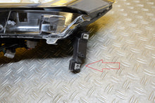 Laden Sie das Bild in den Galerie-Viewer, Frontscheinwerfer Mitsubishi Outlander Full LED Links Scheinwerfer Headlight