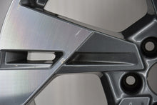 Load image into Gallery viewer, 1x Alufelge 20 Zoll 9.0" 5x112 38ET Glanz 4KE601025T Audi Mg Rim Wheel FEL3077558346rc