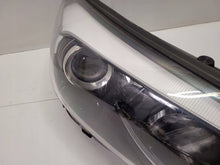 Load image into Gallery viewer, Frontscheinwerfer Hyundai Tucson 92102-D7100 SKU12000 Rechts Headlight