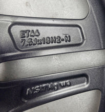 Load image into Gallery viewer, 1x Alufelge 18 Zoll 7.5" 5x112 44ET A2054019500 Mercedes-Benz W205 A205 C205 FEL5568837140bg
