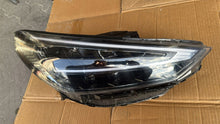 Load image into Gallery viewer, Frontscheinwerfer Hyundai I30 G4921-640400 Full LED Rechts Headlight SCH3315102502ex