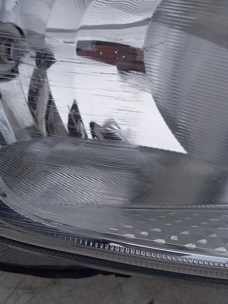 Frontscheinwerfer Ford Focus F1EB-13W029-AE Rechts Scheinwerfer Headlight SCH3853135111jg