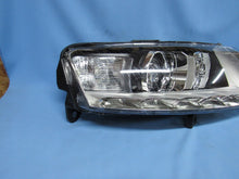 Laden Sie das Bild in den Galerie-Viewer, Frontscheinwerfer Audi A6 C6 4F0941004 1EL009925-22 Xenon Rechts Headlight