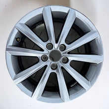 Load image into Gallery viewer, 1x Alufelge 16 Zoll 6.0&quot; 5x100 45ET Graphit 2G0601025 VW Polo Rim Wheel