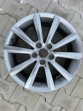 Load image into Gallery viewer, 1x Alufelge 16 Zoll 6.0&quot; 5x100 45ET Graphit 2G0601025 VW Polo Rim Wheel