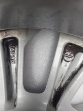 Laden Sie das Bild in den Galerie-Viewer, 1x Alufelge 15 Zoll 6.0&quot; 4x100 50ET T5A15060G Honda Jazz Rim Wheel