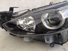 Laden Sie das Bild in den Galerie-Viewer, Frontscheinwerfer Mazda 3 BACS-51040 Links Scheinwerfer Headlight