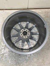 Load image into Gallery viewer, 1x Alufelge 20 Zoll 9.5" 5x112 38ET Glanz Graphit A2224014100 Mercedes-Benz W222 FEL2235219361ud
