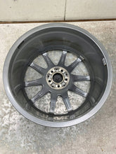 Load image into Gallery viewer, 1x Alufelge 20 Zoll 9.5" 5x112 38ET Glanz Graphit A2224014100 Mercedes-Benz W222 FEL2235219361ud