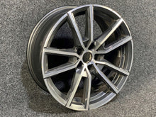 Load image into Gallery viewer, 1x Alufelge 18 Zoll 7.5" 5x112 25ET 6883522 BMW G21 G20 Rim Wheel FEL5601044518ti