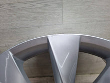 Laden Sie das Bild in den Galerie-Viewer, 1x Alufelge 19 Zoll 8.0" 5x112 45ET Glanz Silber 5LA601025 Skoda Enyaq Iv FEL5176321931cz