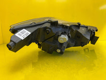 Laden Sie das Bild in den Galerie-Viewer, Frontscheinwerfer Mazda Cx5 Cx-5 KB8N51040H LED Links Scheinwerfer Headlight