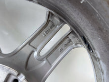 Laden Sie das Bild in den Galerie-Viewer, 1x Alufelge 18 Zoll 7.0" 5x112 22ET Glanz Silber 6876918 BMW X3 G01 Rim Wheel FEL1236346470pj