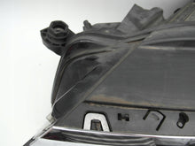 Laden Sie das Bild in den Galerie-Viewer, Frontscheinwerfer VW Touareg 761941081 Ein Stück (Rechts oder Links) Headlight