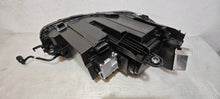 Laden Sie das Bild in den Galerie-Viewer, Frontscheinwerfer VW Passat 3J1941005 LED Links Scheinwerfer Headlight SCH9072109294ze