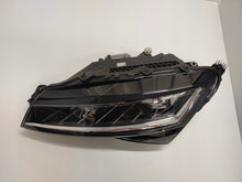 Laden Sie das Bild in den Galerie-Viewer, Frontscheinwerfer Skoda Superb III 3V1941015D Full LED Links Headlight