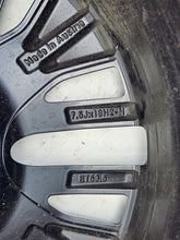 Load image into Gallery viewer, 1x Alufelge 18 Zoll 7.5" 5x112 53 5ET Glanz A2434011800 Mercedes-Benz Eqa H243 FEL1296573522lw