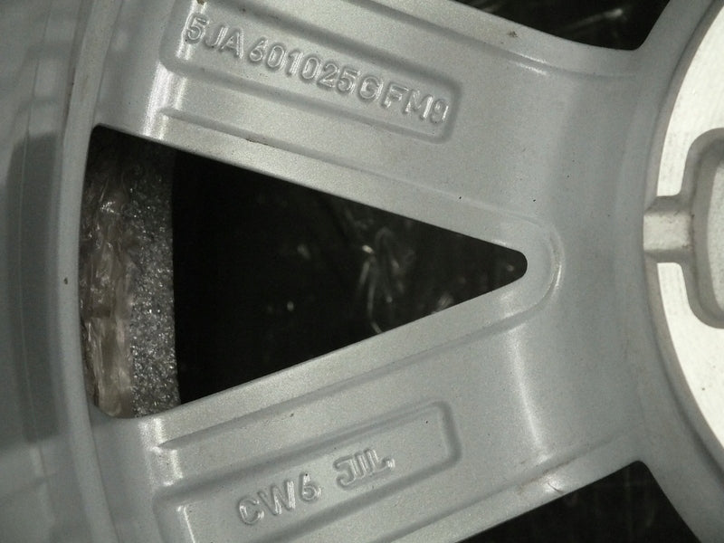 1x Alufelge 16 Zoll 7.0" 5x100 46ET Glanz Silber 5JA601025 Skoda Rim Wheel