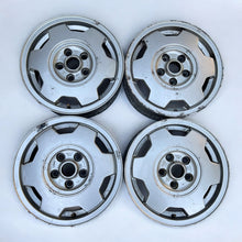 Load image into Gallery viewer, 1x Alufelge 15 Zoll 6.0&quot; 5x112 45ET Glanz 447601025D Audi Rim Wheel