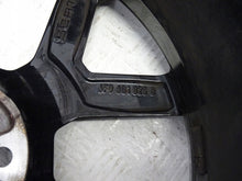 Laden Sie das Bild in den Galerie-Viewer, 1x Alufelge 18 Zoll 7.0&quot; 5x100 47ET 6F9601025B Seat Arona Rim Wheel