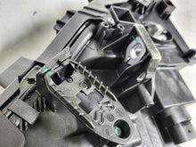 Laden Sie das Bild in den Galerie-Viewer, Frontscheinwerfer Mercedes-Benz X156 A1569061800 Xenon Rechts Headlight SCH7465062283jk