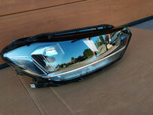 Laden Sie das Bild in den Galerie-Viewer, Frontscheinwerfer VW Touran 5t1 5TB941006A 2015- Halogen Rechts Headlight