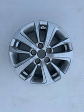 Laden Sie das Bild in den Galerie-Viewer, 1x Alufelge 16 Zoll 6.5&quot; 5x114.3 45ET Toyota Rim Wheel