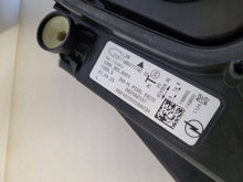 Laden Sie das Bild in den Galerie-Viewer, Frontscheinwerfer Opel Astra L 662588537 Full LED Ein Stück (Rechts oder Links) SCH3648382500ze