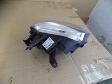 Laden Sie das Bild in den Galerie-Viewer, Frontscheinwerfer Renault Twingo III 260608792R Links Scheinwerfer Headlight SCH4931509796uo