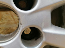 Load image into Gallery viewer, 1x Alufelge 17 Zoll 7.0" 5x114.3 45ET Toyota Avensis Verso Rim Wheel FEL7040019877sf