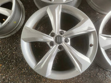 Laden Sie das Bild in den Galerie-Viewer, 1x Alufelge 19 Zoll 7.0" 5x112 34ET Glanz Silber 80A601025K Audi Rim Wheel FEL7677208655vd