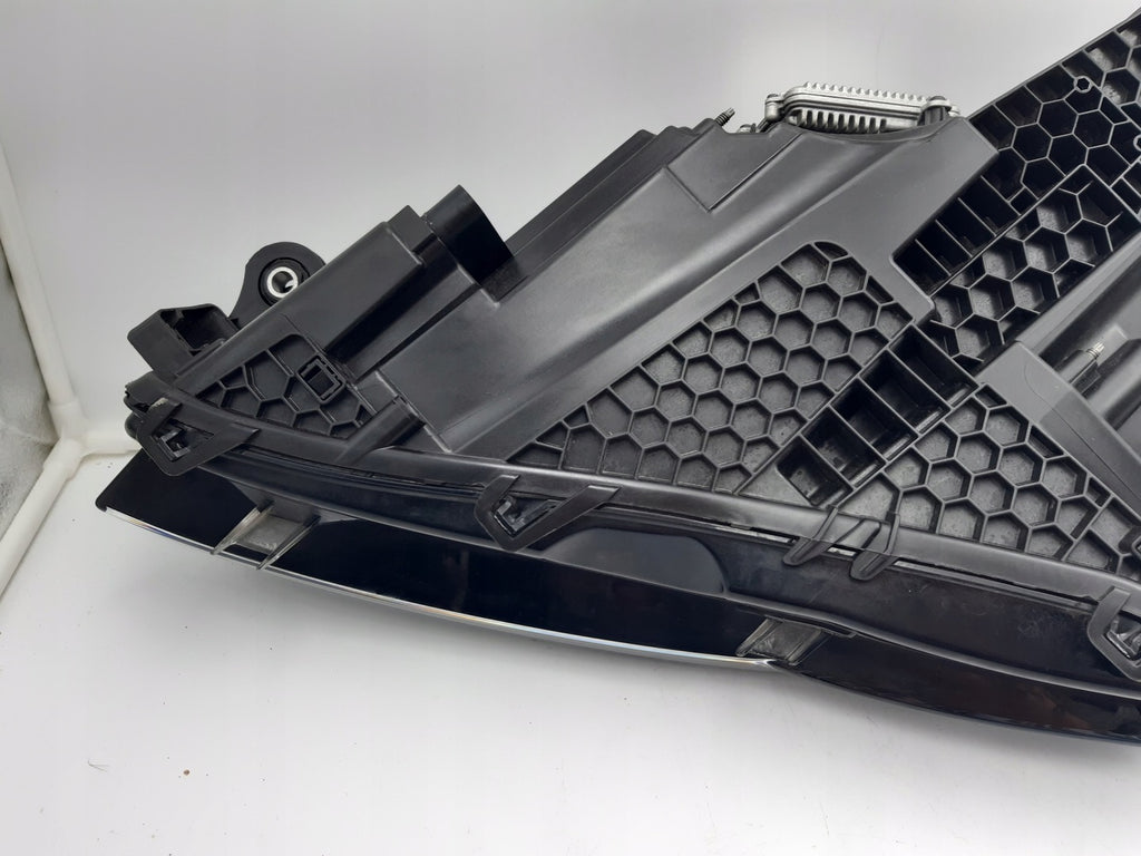 Frontscheinwerfer Skoda Superb III 3V1941016D LED Rechts Scheinwerfer Headlight