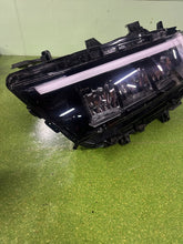Laden Sie das Bild in den Galerie-Viewer, Frontscheinwerfer Opel Astra L 9851881380 LED FALSE Scheinwerfer Headlight SCH9674396422ve