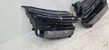 Laden Sie das Bild in den Galerie-Viewer, Frontscheinwerfer Skoda 5LB941009 LED Ein Stück (Rechts oder Links) Headlight SCH3851333661yz