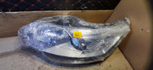 Load image into Gallery viewer, Frontscheinwerfer Citroën C5 III 89902752 Xenon Links Scheinwerfer Headlight