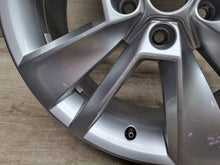 Laden Sie das Bild in den Galerie-Viewer, 1x Alufelge 18 Zoll 5x112 565601025C Skoda Kodiaq Rim Wheel FEL3992921810oa