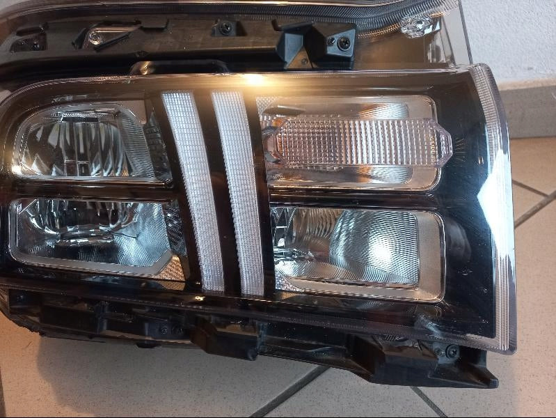 Frontscheinwerfer Hyundai Santa Fe 92102S1500 LED Rechts Scheinwerfer Headlight