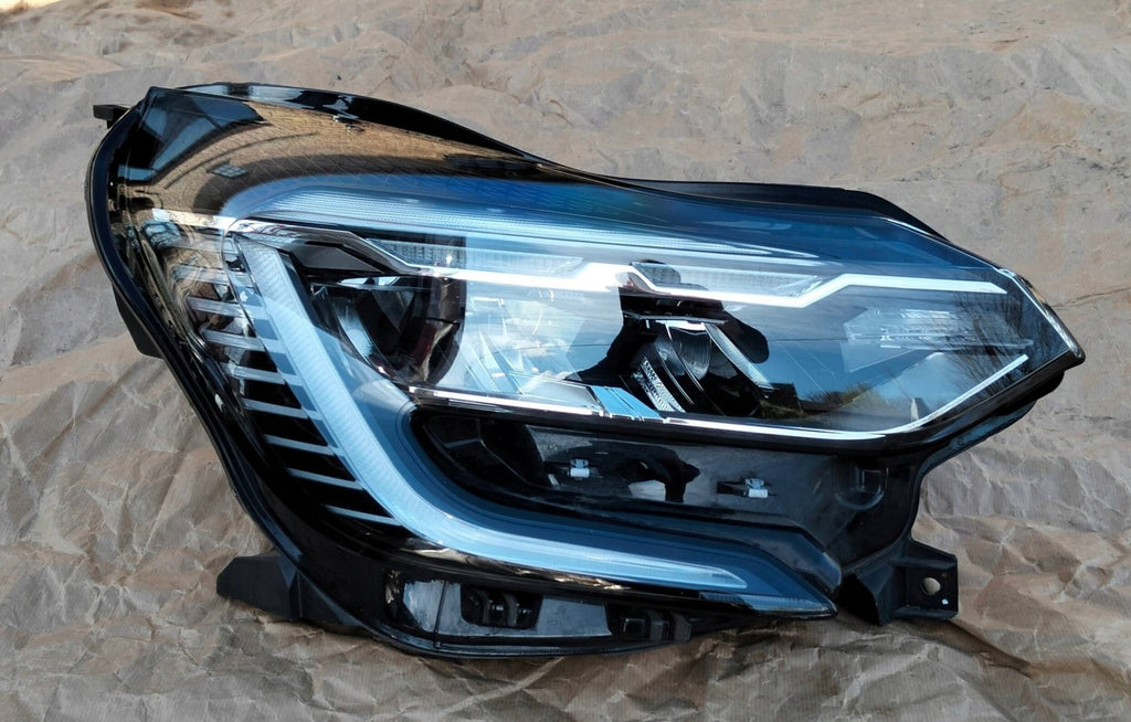 Frontscheinwerfer Renault Captur 01393032 260104525R Rechts Headlight SCH3177621163ti