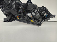Laden Sie das Bild in den Galerie-Viewer, Frontscheinwerfer Mitsubishi Outlander III 8301C8-53 LED Links Headlight SCH5684143748mf