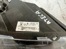 Laden Sie das Bild in den Galerie-Viewer, Frontscheinwerfer Seat Ateca 576941007F 6F1941007E LED Rechts oder Links